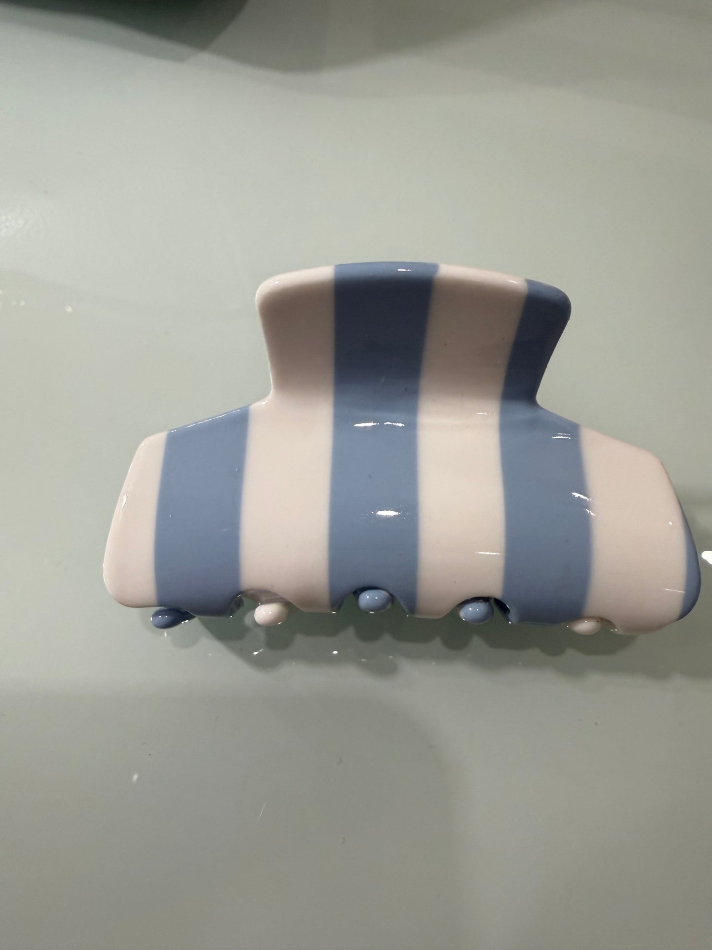 Verschiedene Haarklammern