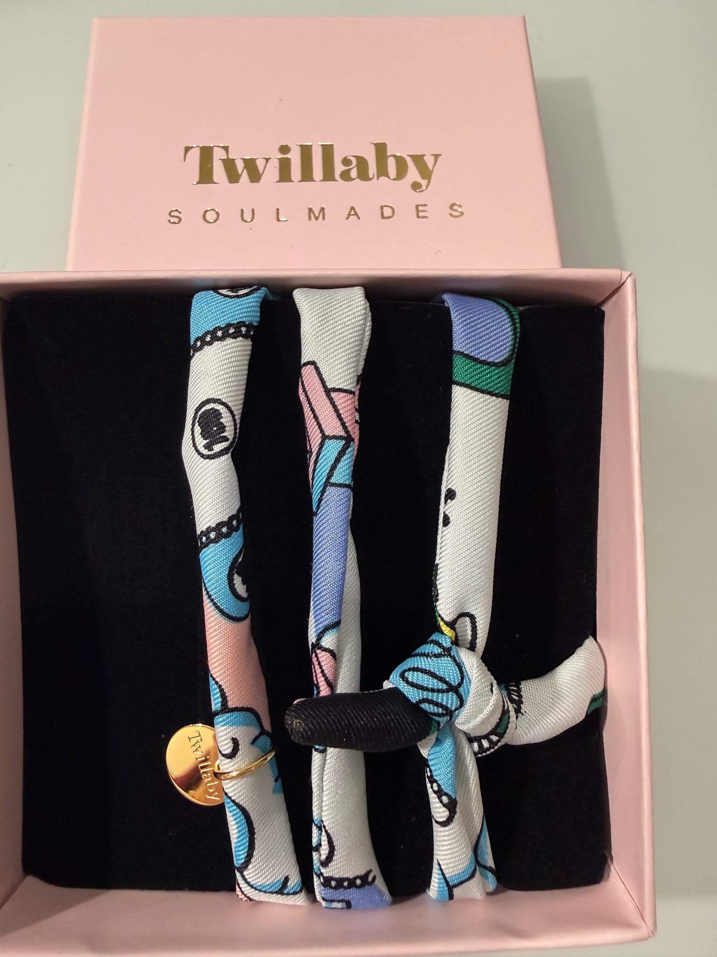 twillaby Seidenarmbänder