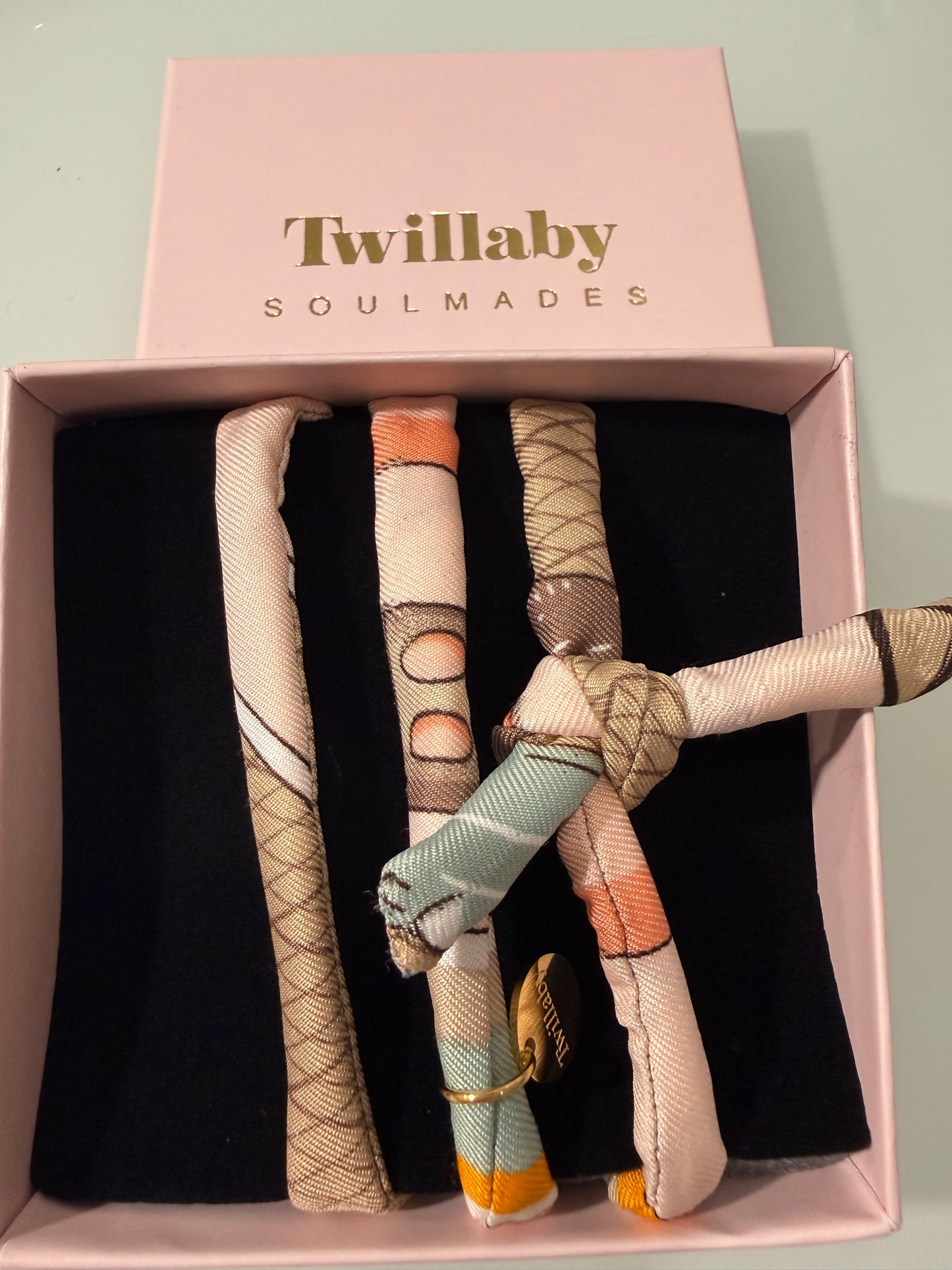 twillaby Seidenarmbänder