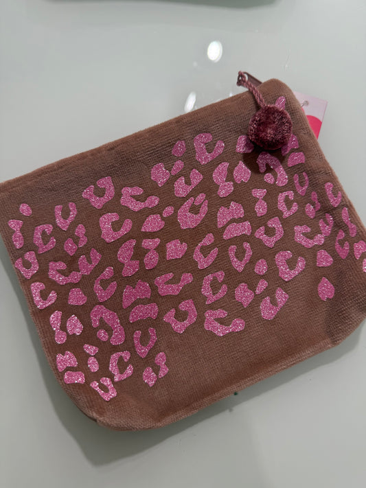 Verschiedene Samttascherl mit diversen Aufdrucken